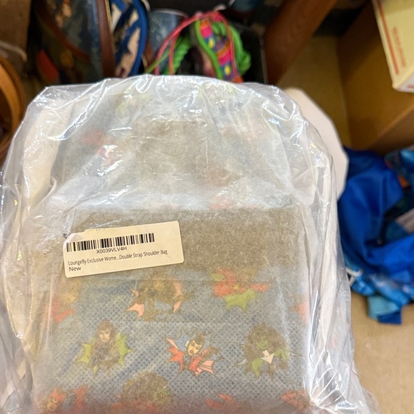 Loungefly Marvel Backpack - Picture 6 of 8